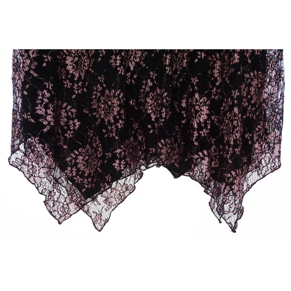 18W 2X▪️BLACK/PINK FLORAL LACE ASYMMETRICAL DRESS - Picture 3 of 5